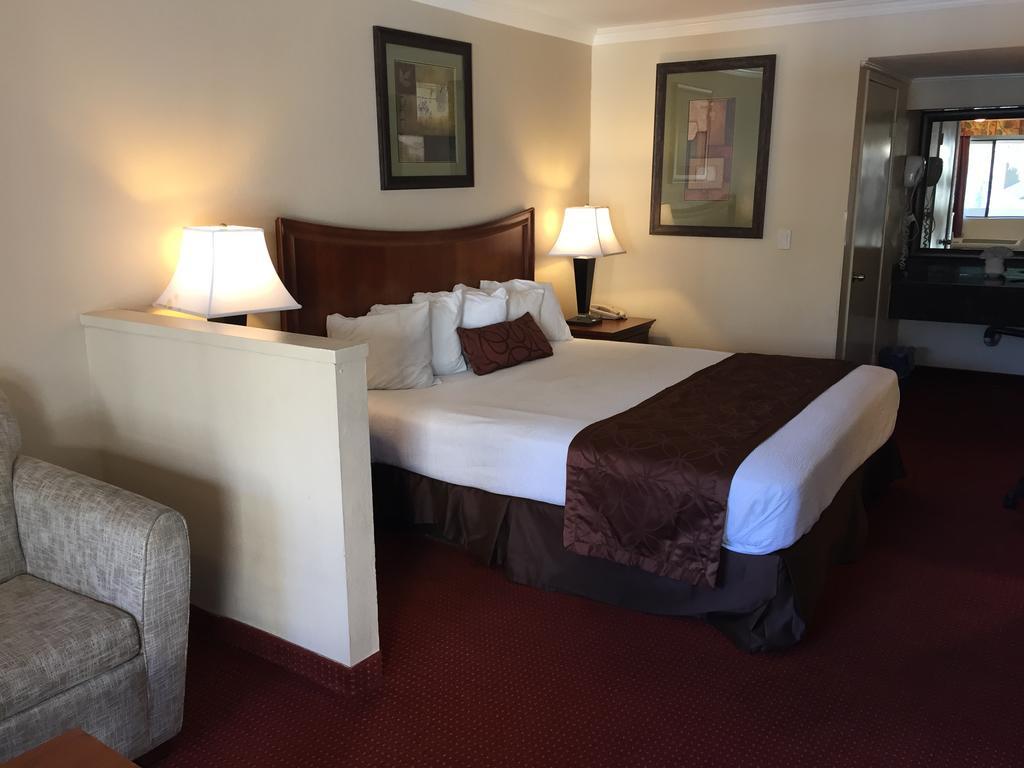 Chula Vista Inn Bagian luar foto