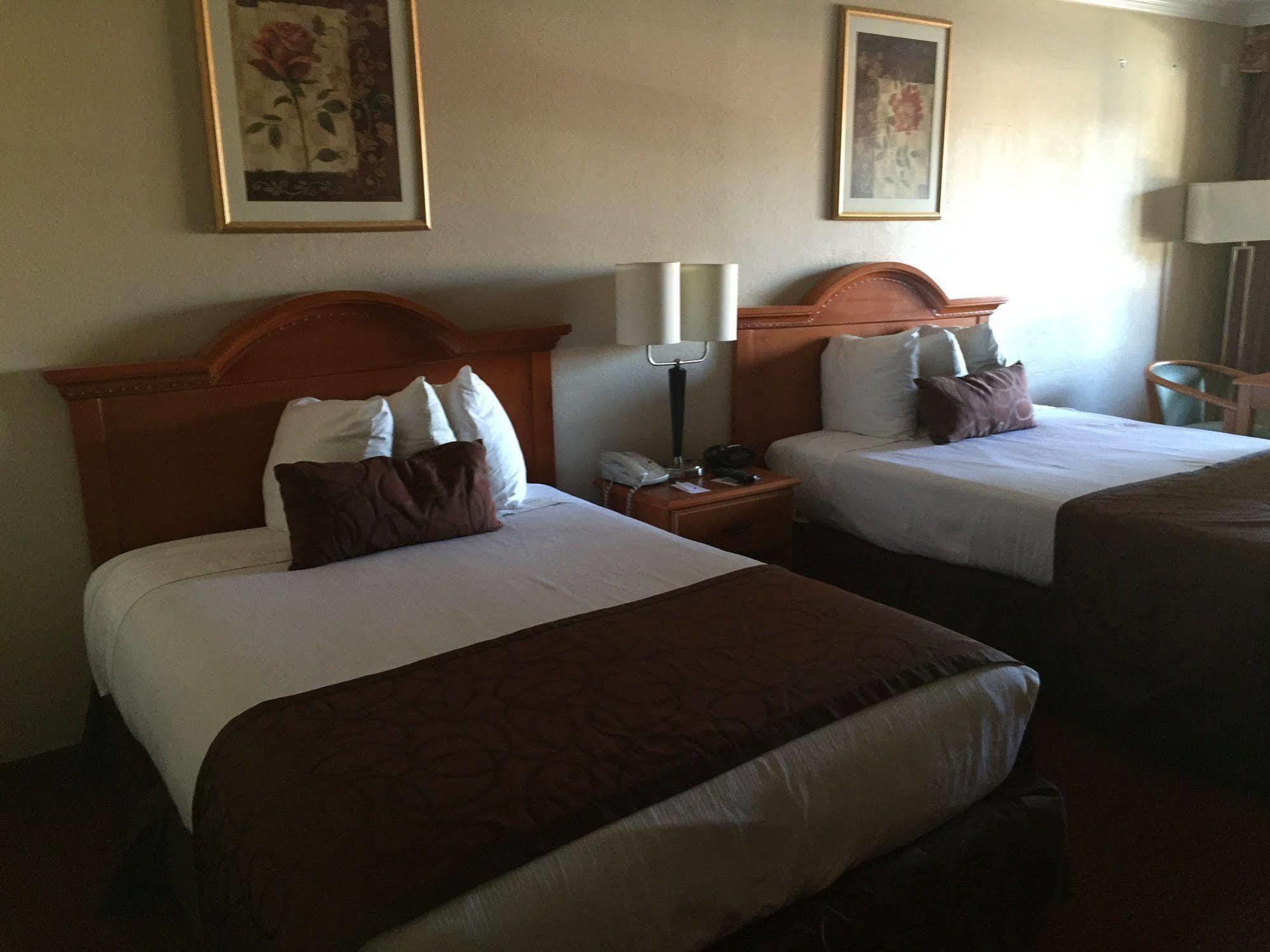 Chula Vista Inn Bagian luar foto
