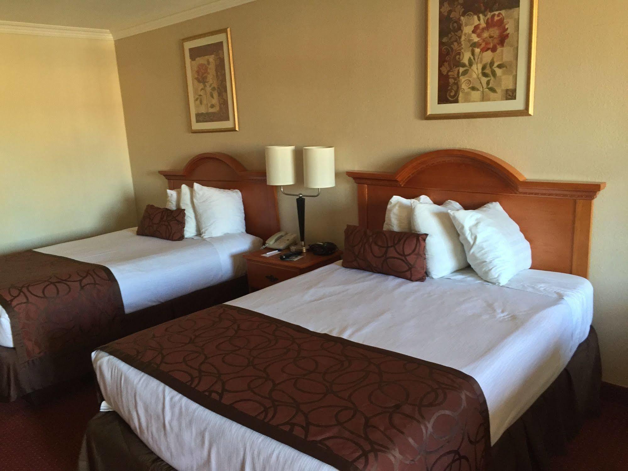 Chula Vista Inn Bagian luar foto